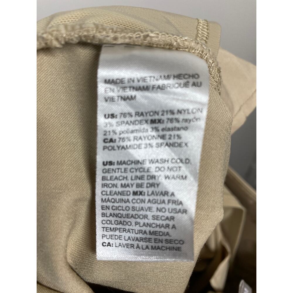 Chico's Crop Pull Up Pants Khaki Stretch Size 0.5 US SMALL - Picture 3 of 8